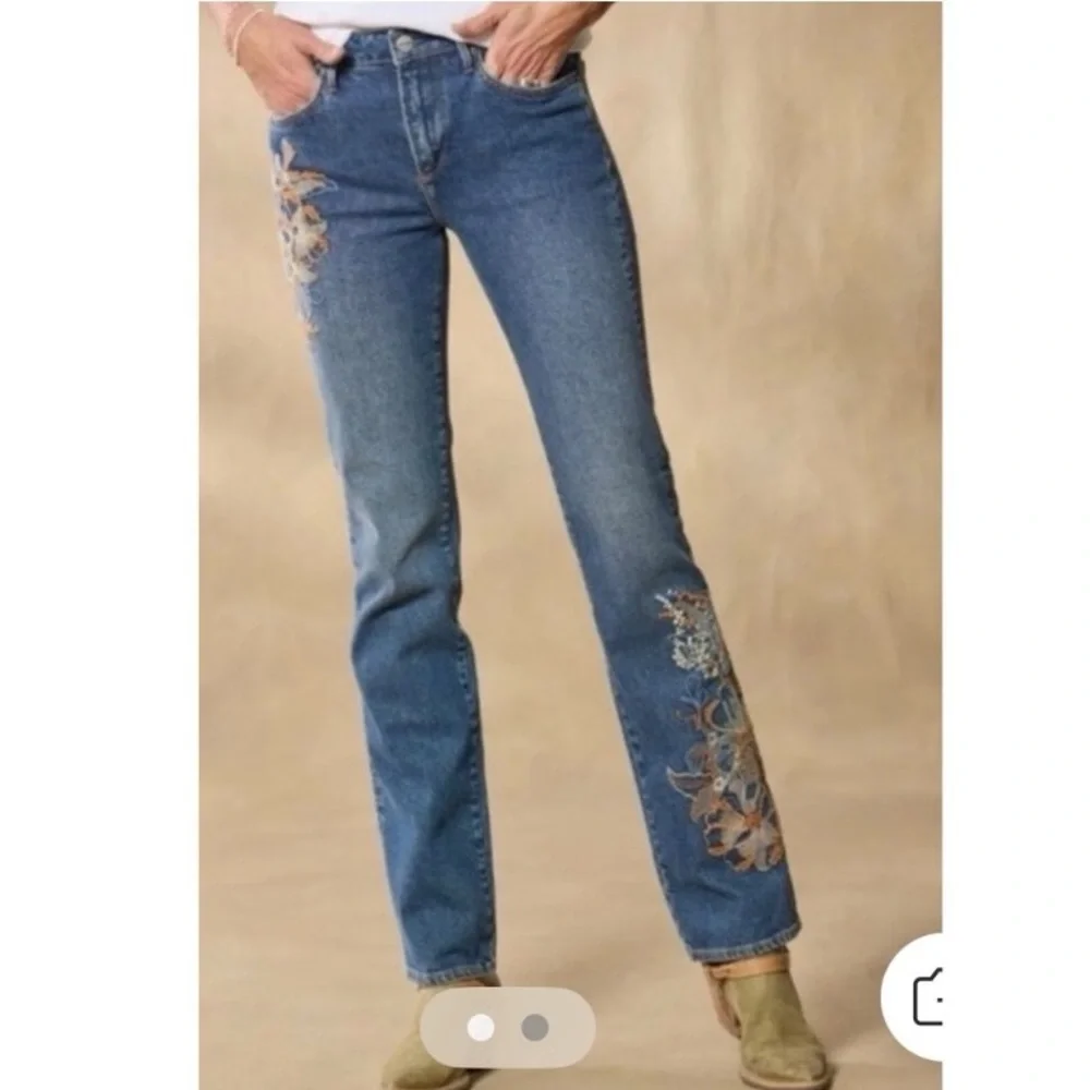 NWT Driftwood Kelly Dalea Bootcut Embroidered Jeans Size 26 x 29 - Picture 1 of 12